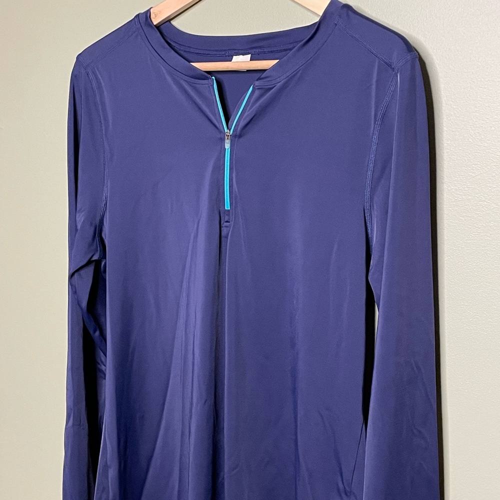 L.L. Bean navy blue rashguard